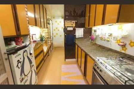 Apartamento à venda com 180m², 3 quartos e 1 vaga
