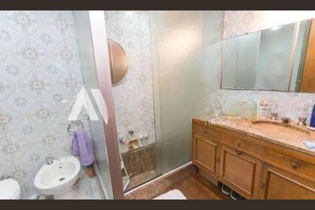 Apartamento à venda com 180m², 3 quartos e 1 vaga