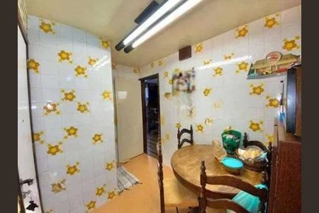 Apartamento à venda com 180m², 3 quartos e 1 vaga