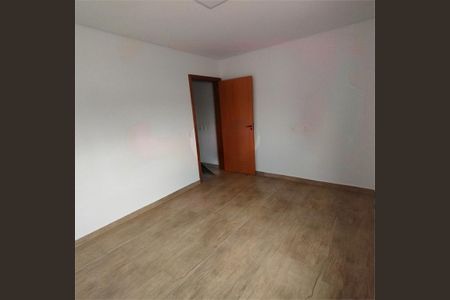 Casa à venda com 3 quartos, 220m² em Vila Esperança, São Paulo