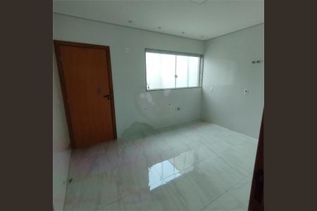 Casa à venda com 3 quartos, 220m² em Vila Esperança, São Paulo