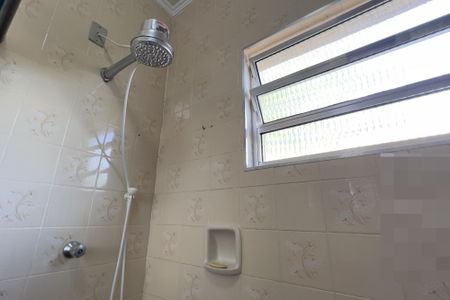 Casa à venda com 250m², 2 quartos e 2 vagas Casa à venda com 250m², 2 quartos e 2 vagasBanheiro