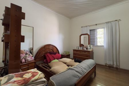 Casa à venda com 250m², 2 quartos e 2 vagas Casa à venda com 250m², 2 quartos e 2 vagasQuarto 2