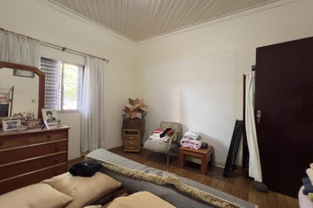 Casa à venda com 250m², 2 quartos e 2 vagas Casa à venda com 250m², 2 quartos e 2 vagasQuarto 2