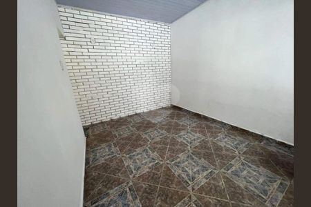 Casa à venda com 3 quartos, 200m² em Jardim Nice, São Paulo
