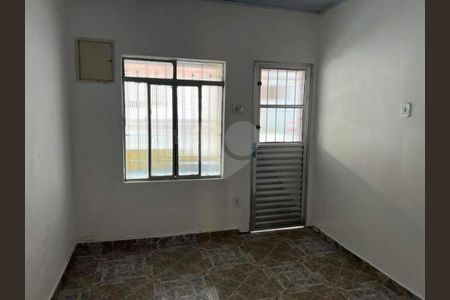 Casa à venda com 3 quartos, 200m² em Jardim Nice, São Paulo
