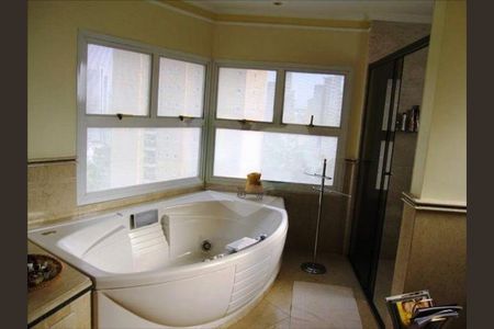 Apartamento à venda com 353m², 4 quartos e 5 vagas