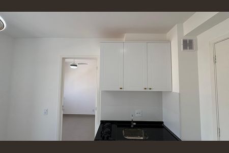 Apartamento para alugar com 1 quarto, 25m² em Cambuci, São Paulo