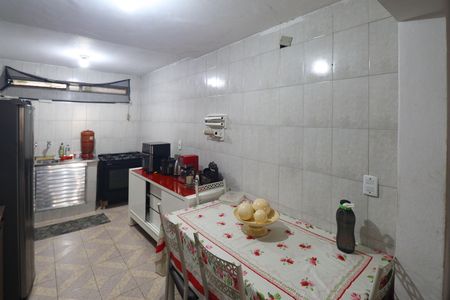 Casa à venda com 88m², 2 quartos e sem vaga Casa à venda com 88m², 2 quartos e sem vagaCozinha