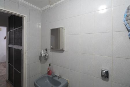 Banheiro  de casa à venda com 2 quartos, 88m² em Vila Nova Mazzei, São Paulo