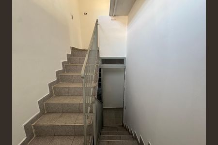 Casa à venda com 339m², 5 quartos e 3 vagasEscada