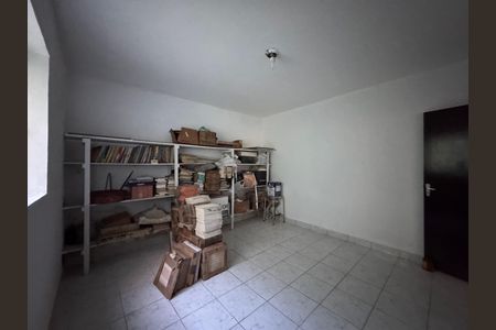 Casa à venda com 339m², 5 quartos e 3 vagasQuarto 5