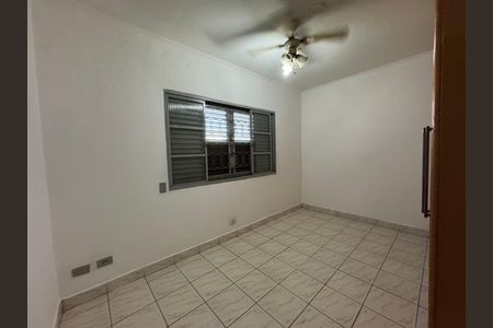 Casa à venda com 339m², 5 quartos e 3 vagasQuarto 3