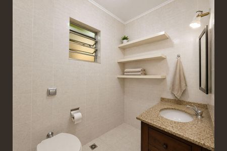 Casa à venda com 339m², 5 quartos e 3 vagasBanheiro 3