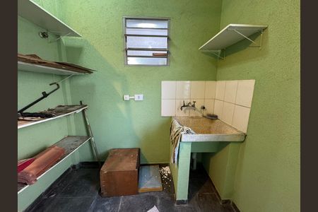 Casa à venda com 339m², 5 quartos e 3 vagasÁrea de Serviço
