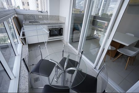 Apartamento para alugar com 90m², 3 quartos e 2 vagas