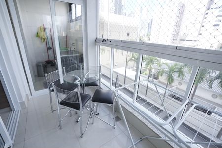 Apartamento para alugar com 90m², 3 quartos e 2 vagas