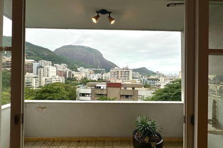 Apartamento à venda com 135m², 3 quartos e 1 vaga