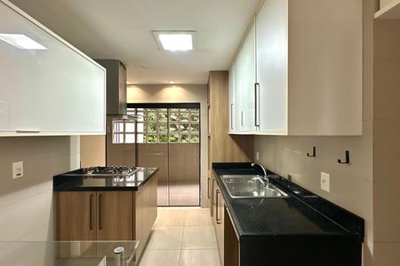 Apartamento à venda com 135m², 3 quartos e 1 vaga