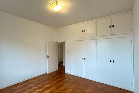 Apartamento à venda com 135m², 3 quartos e 1 vaga