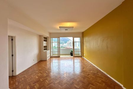 Apartamento à venda com 135m², 3 quartos e 1 vaga