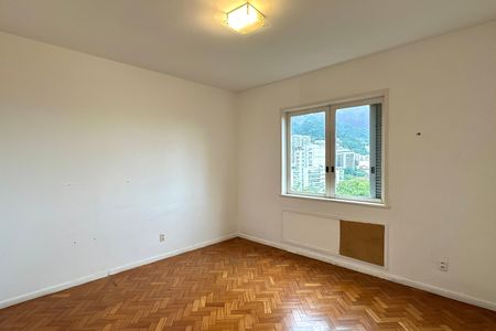 Apartamento à venda com 135m², 3 quartos e 1 vaga