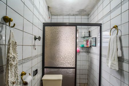 Casa à venda com 300m², 3 quartos e 3 vagasBanheiro da Suíte