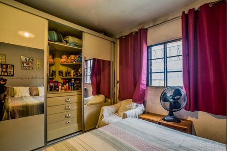 Casa à venda com 300m², 3 quartos e 3 vagasQuarto Suíte