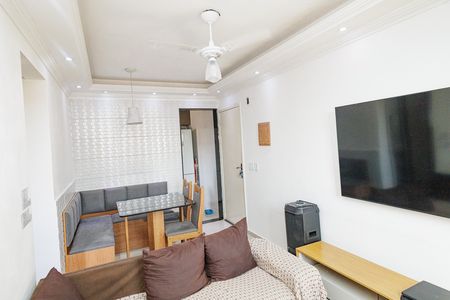 Sala de apartamento para alugar com 2 quartos, 45m² em Inhoaíba, Rio de Janeiro