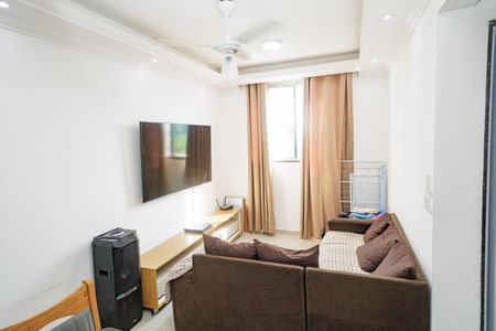 Sala de apartamento para alugar com 2 quartos, 45m² em Inhoaíba, Rio de Janeiro