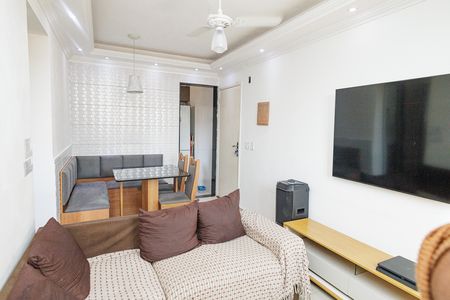 Sala de apartamento para alugar com 2 quartos, 45m² em Inhoaíba, Rio de Janeiro