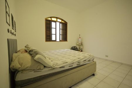 Casa à venda com 309m², 4 quartos e 2 vagasQuarto 2 ( casa 1)  