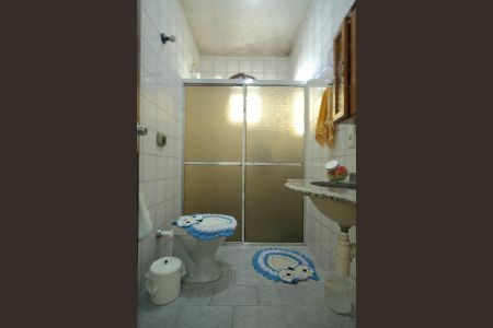 Casa à venda com 309m², 4 quartos e 2 vagasBanheiro ( casa 2 ) 