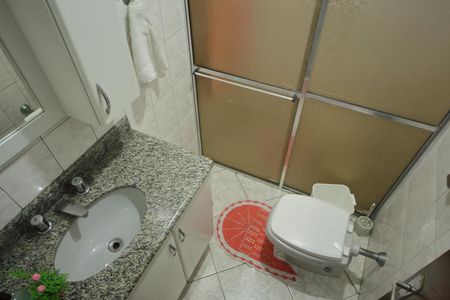 Casa à venda com 309m², 4 quartos e 2 vagasBanheiro (casa 1) 