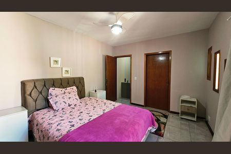 Casa à venda com 125m², 3 quartos e 2 vagas