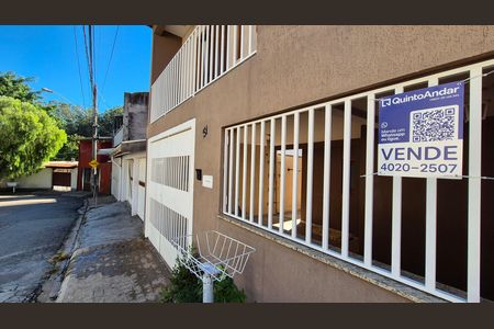 Casa à venda com 125m², 3 quartos e 2 vagas