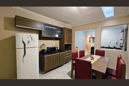 Casa à venda com 125m², 3 quartos e 2 vagas