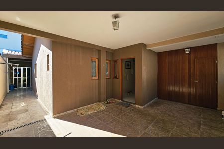 Casa à venda com 125m², 3 quartos e 2 vagas