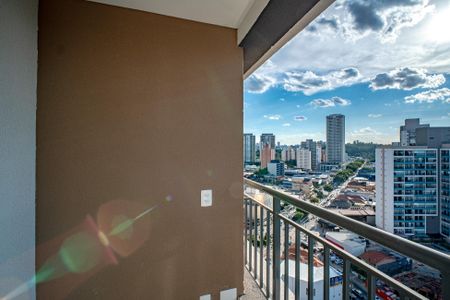 Studio à venda com 28m², 1 quarto e sem vaga Studio à venda com 28m², 1 quarto e sem vagaVaranda