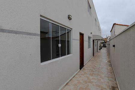 Casa para alugar com 67m², 2 quartos e 2 vagas Casa para alugar com 67m², 2 quartos e 2 vagasÁrea Comum