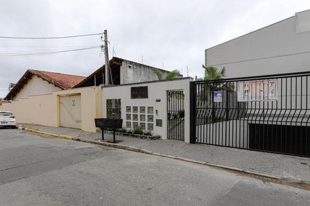 Casa para alugar com 67m², 2 quartos e 2 vagas Casa para alugar com 67m², 2 quartos e 2 vagasFachada