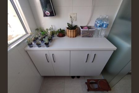 Apartamento à venda com 63m², 3 quartos e 1 vagaÁrea de Serviço
