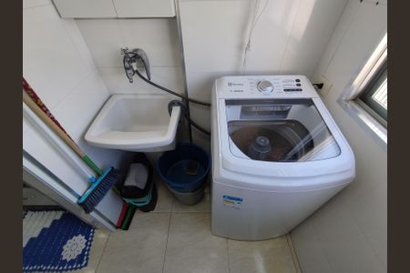 Apartamento à venda com 63m², 3 quartos e 1 vagaÁrea de Serviço