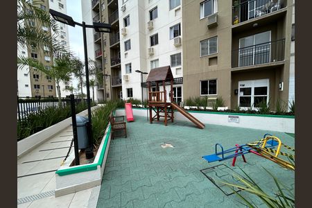 Apartamento à venda com 49m², 2 quartos e sem vagaÁrea comum - Playground