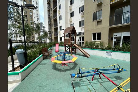 Apartamento à venda com 49m², 2 quartos e sem vagaÁrea comum - Playground