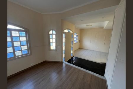 Casa à venda com 3 quartos, 240m² em Alto da Mooca, São Paulo