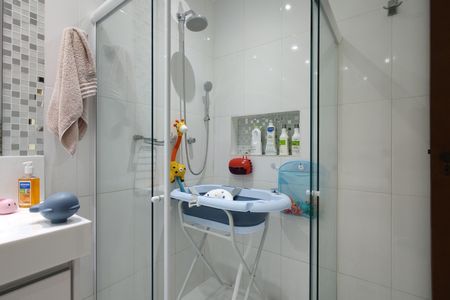 Casa de condomínio à venda com 650m², 4 quartos e 4 vagas Casa de condomínio à venda com 650m², 4 quartos e 4 vagasBanheiro da Suíte 4