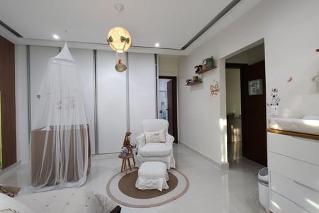 Casa de condomínio à venda com 650m², 4 quartos e 4 vagas Casa de condomínio à venda com 650m², 4 quartos e 4 vagasSuíte 4