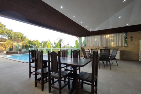 Casa de condomínio à venda com 650m², 4 quartos e 4 vagas Casa de condomínio à venda com 650m², 4 quartos e 4 vagasÁrea gourmet