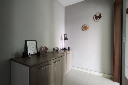 Casa de condomínio à venda com 650m², 4 quartos e 4 vagas Casa de condomínio à venda com 650m², 4 quartos e 4 vagasHall